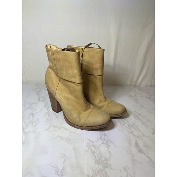 L.L Bean Stacked Heel Ankle Boots Leather Beige Signature Women’s Size 38/7 - Picture 1 of 9